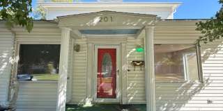 201 S. Cottonwood Gallery 1