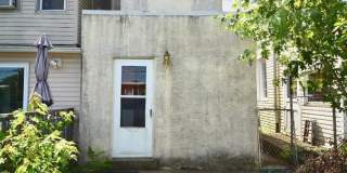 261 LAURISTON Street Gallery 13