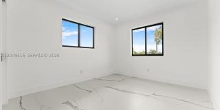 19731 NE 24th Ave Gallery 34