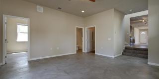 UT PRE LEASE: 2009 Remodeled 6 Bed / 3 Bath, Wood & Stained Concrete Floors, Custom High End Kitchen and Bathrooms, Just North of UT Gallery 13