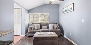 309 Hiering Avenue Gallery 9