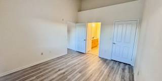 SW Littleton Top Floor Condo with Mountain Views! Gallery 22
