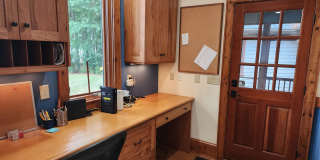 Fully Furnished Lakefront Home Gallery 16