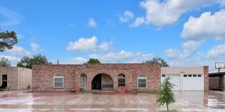 Come to check this beautiful house 4 bedrooms, possible 5th bed and 3 baths. Gallery 1