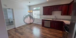 Modern West Salem Home: Central AC, 2-Car Garage & Washer/Dryer Gallery 11