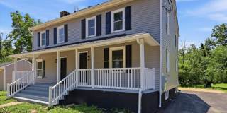 28 E MAIN Street Gallery 1