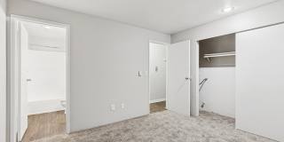 Saratoga Apartments Gallery 13