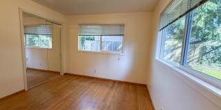 3bd/1.5ba Edmonds Home Gallery 13