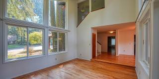 3 BD Hillsboro Home with Large Primary Suite & Outdoor Living Gallery 4