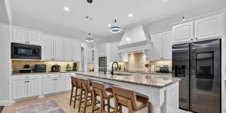 400 Trailside Drive Gallery 11