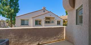 Newly renovated 2-bedroom UTC townhome in the coveted Andria of Renaissance at La Jolla community! Small pet ok! Gallery 16
