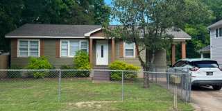 Move-In Ready 3BR Rental in Convenient Starkville Location Gallery 1