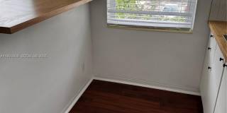 725 NE 91st St Gallery 1