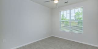 Riverstone Apartments at Long Shoals Gallery 75