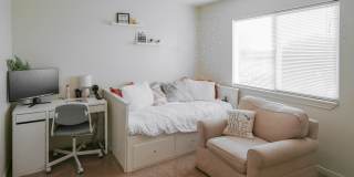 Stylish townhome ready for comfortable living Gallery 22