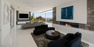 7080 Mulholland Dr Gallery 11