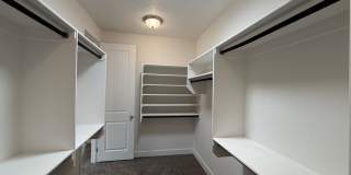 Luxury Single Story 3 Bedroom Plus Office / Sitting Room Recent Construction Available in Exclusive La Cuentista! Gallery 28