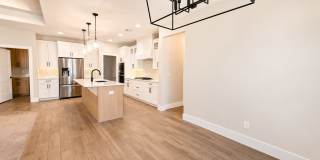 Gorgeous Home In Ivins! Gallery 3