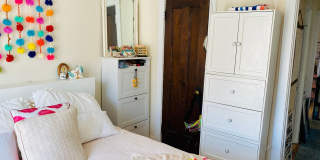 4844 N. Rockwell Apt. Gallery 17