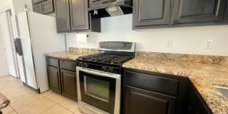 charming single-family residence located in Henderson charming single-family residence located in Henderson Gallery 7