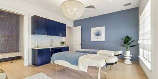 Ivory Lantana Gallery 38