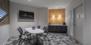 The 6Hundred Gallery 42