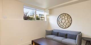 Ballard Seattle 3 Bedroom Apartment for Rent | In-Unit Laundry, Pet Friendly, Parking Available & Walkable Location Near Golden Gardens + Get 14 Days FREE Rent on Your New Home! Gallery 6