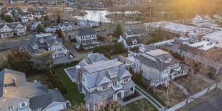 205 Morris Avenue Gallery 60