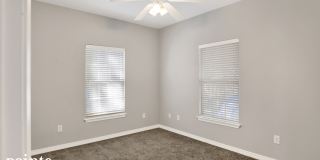 2147 Henrietta Fulford Pl Apt 2 Gallery 18