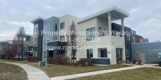 Modern 2 bed, 1 bath Townhome in Daybreak Gallery 1