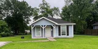 2 bedroom 1 bath - Move in Ready! New Pics coming soon Gallery 1