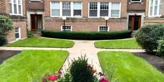 East Edgewater One Bed/One Bath ~ Heat Included ~ No Security Deposit Gallery 1