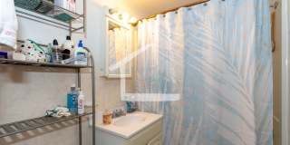 BEST Student Friendly Big Bed Near BU Campus ! Desirable Saint Paul Street!  Heat & HW Inc and Cat Friendly Gallery 12
