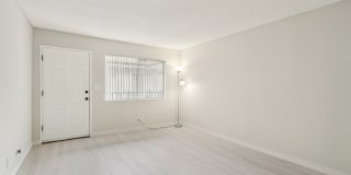 725 E Providencia Ave Gallery 6