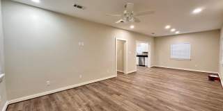3 Bed House Close to Historical Downtown Bryan Gallery 12