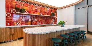 The Noble Gallery 16