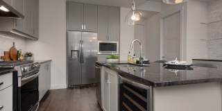 7600 Broadway Gallery 10