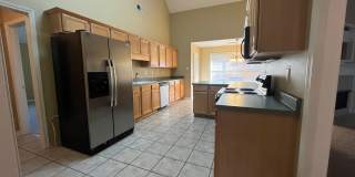 Fenced in back yard! Split bedroom floor plan! Pets are owner's approval, fees do apply. Gallery 11