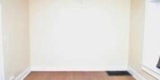 Quaint 4 bedroom, 2 bath home Gallery 11