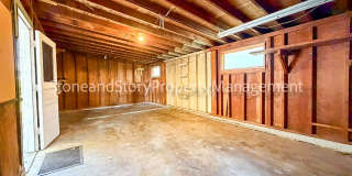 3 bedroom 1.5 bath near 17th & Fairlawn Gallery 15