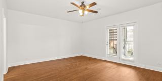 3928 N GREENVIEW Avenue Gallery 13