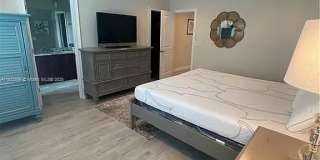 7139 Greenwood Park Circle Gallery 25