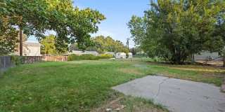 1405/1407 Marshall Ave. Gallery 16