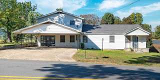 1310 E NORTH Street Gallery 1