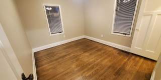 2 Bedroom, 1 Bathroom home with large garage Gallery 17