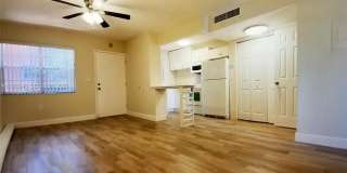 12500 NE 5th Ave Gallery 1