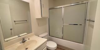 4511-4515 35th Street Gallery 18