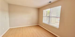 512 Thorncliff DR Gallery 16