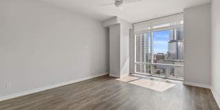 The Monarch by Windsor Gallery 20