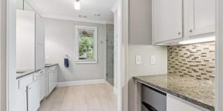 355 6th Street NE Gallery 25